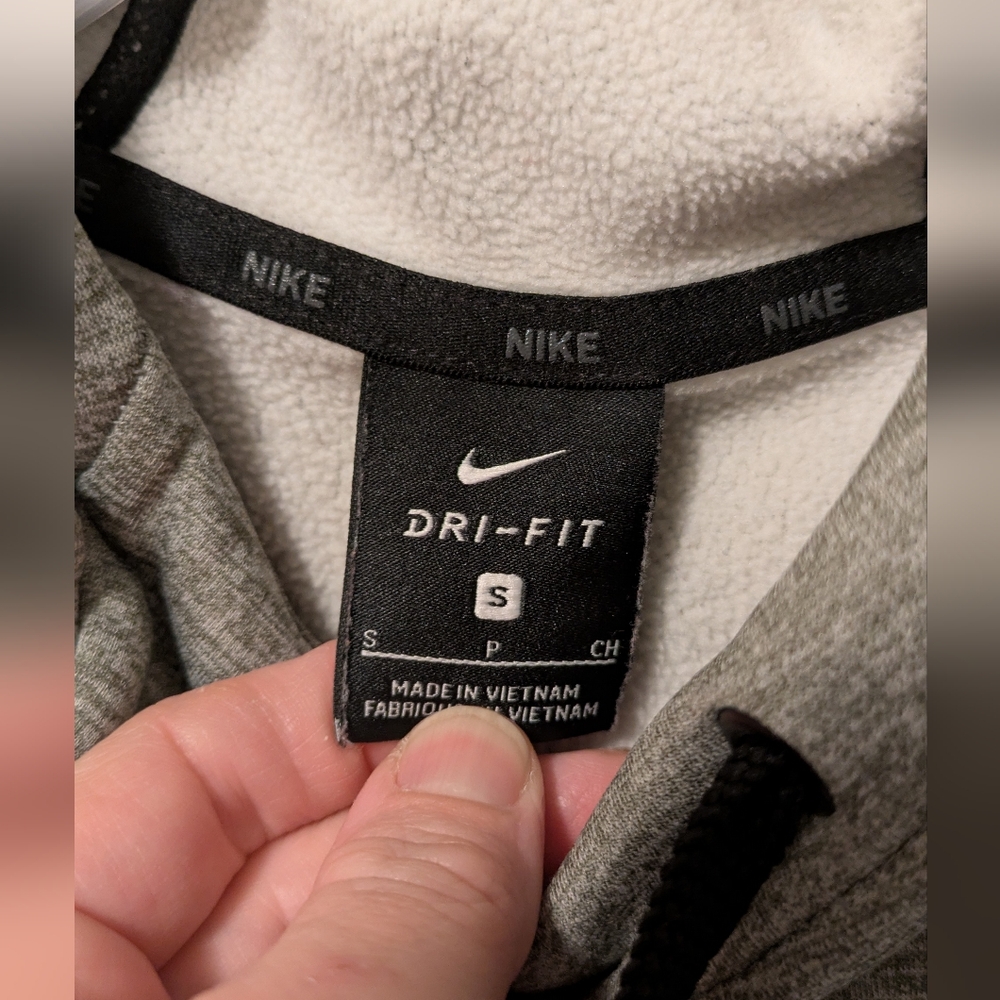 Nike Gray Dri Fit Sweatshirt - Picture 4 of 6